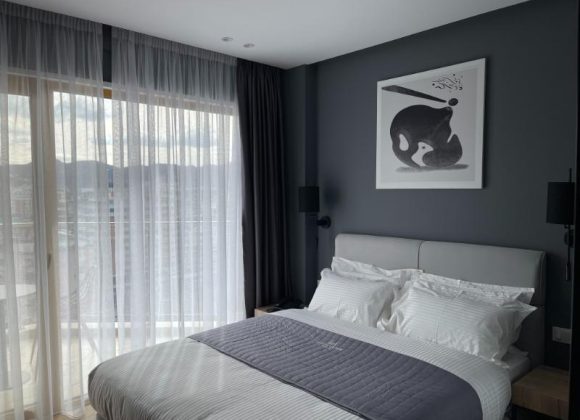 Superior Queen Room with Balcony Skyline View