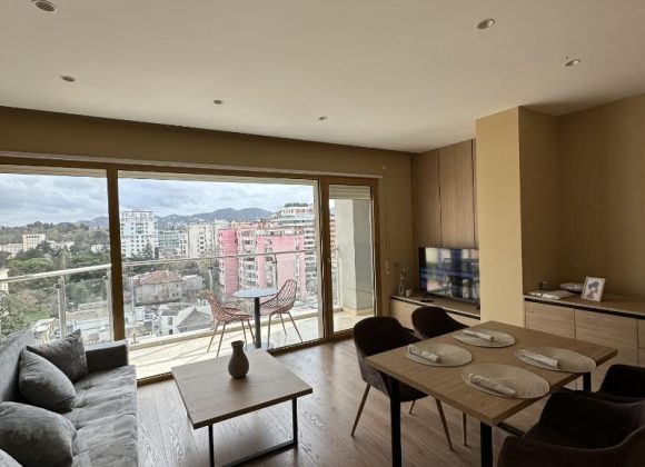 Apartment Lake Hills View